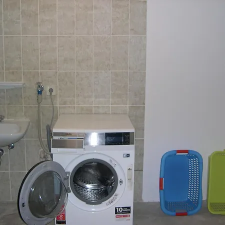 Zv-scholtz Burghausen, Regerstr.37 P7-5 *